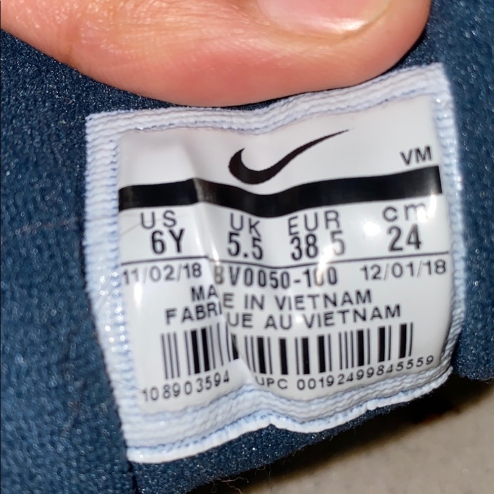 Size 6 Nike Air Max 97